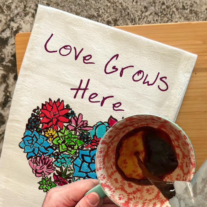 Love Grows Here Tea Towel – Heart & Flowers Gift