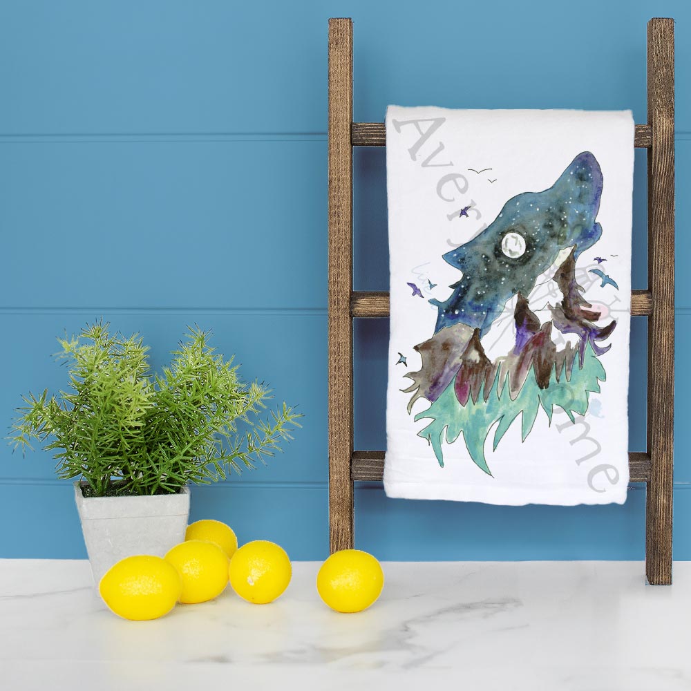 Mountain Wolf Tea Towel – Wilderness Decor