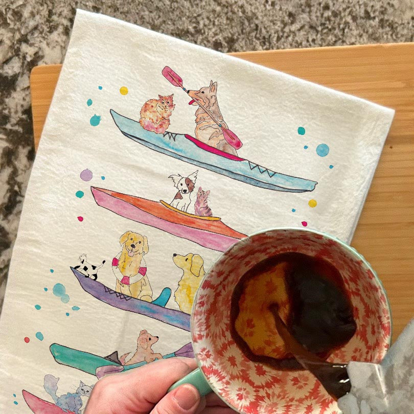 Dogs on Kayaks Tea Towel – Lake or Ocean Decor