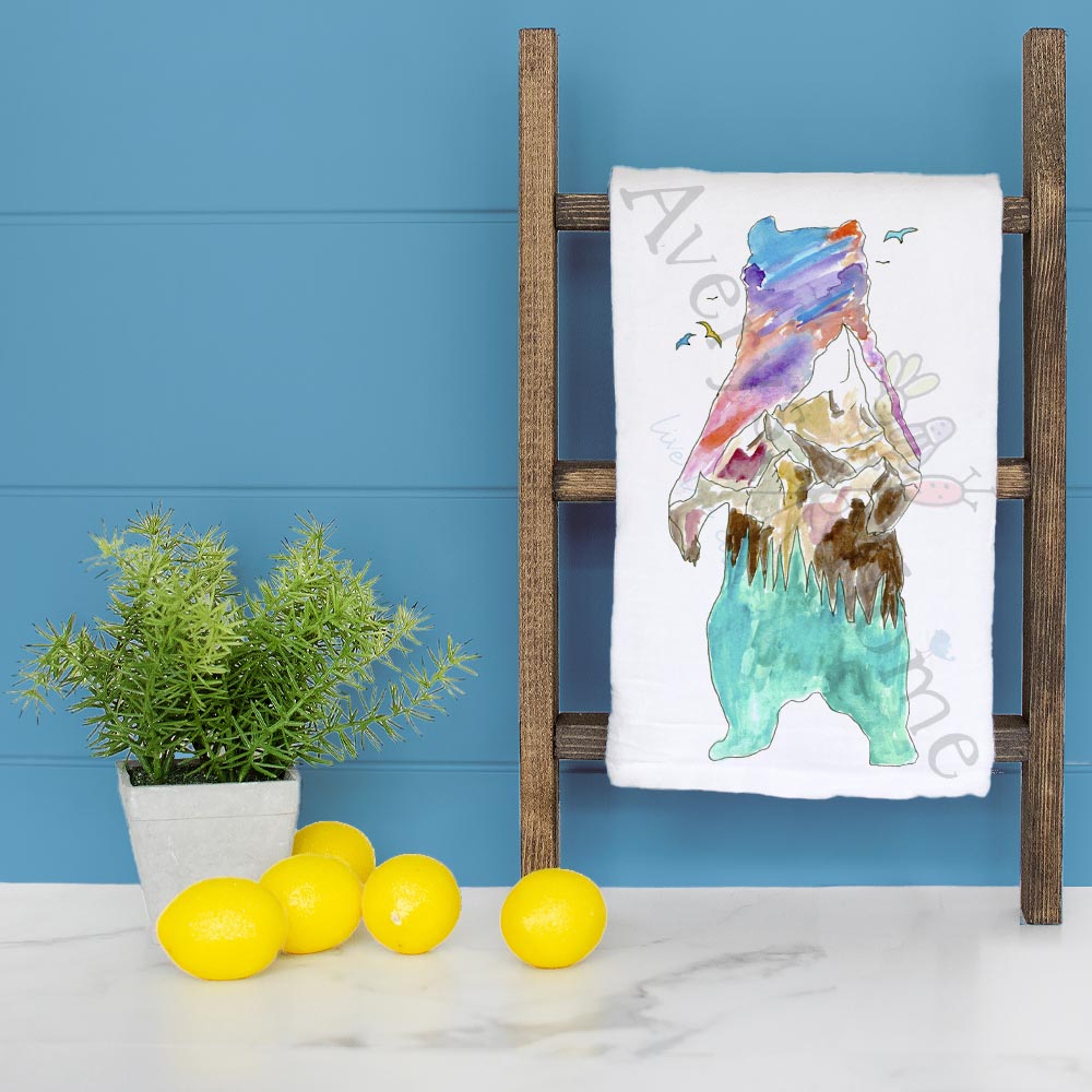 Mountain Bear Tea Towel – Forest Wildlife Decor