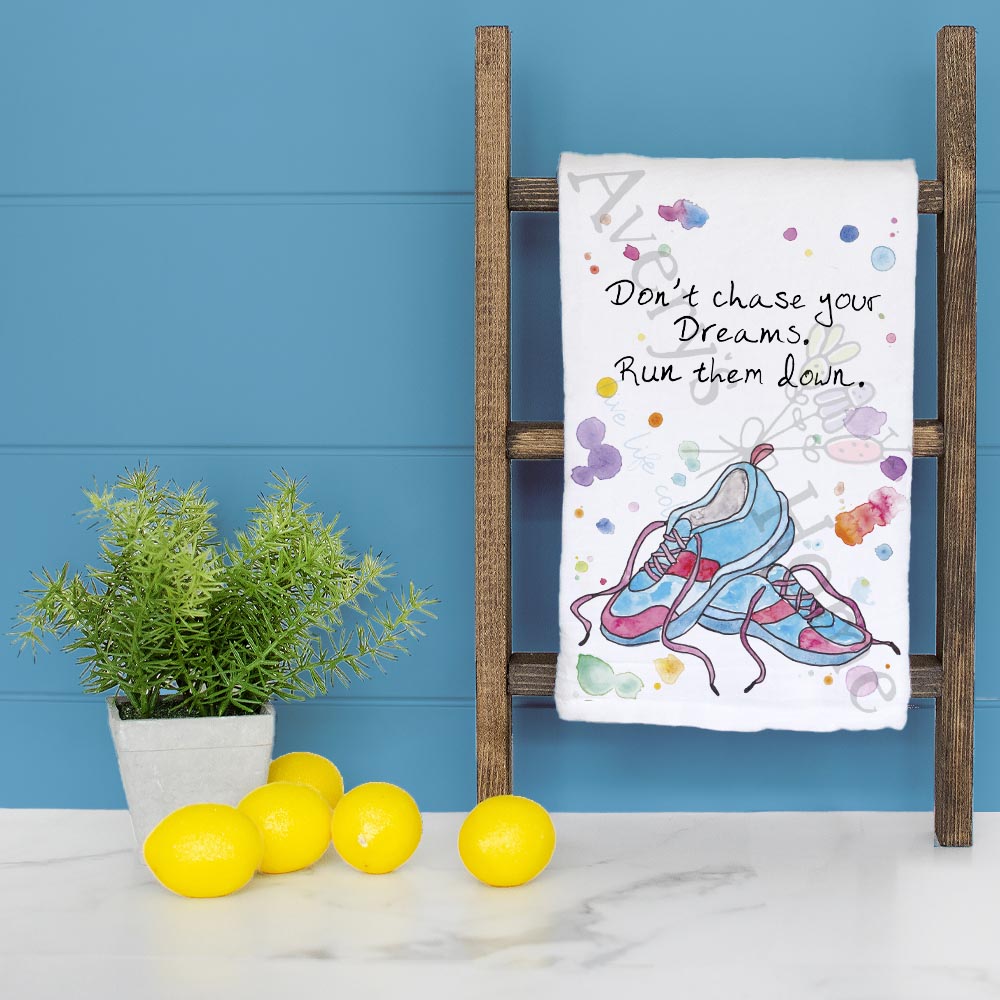 Running Tea Towel – Sporty Gift Decor